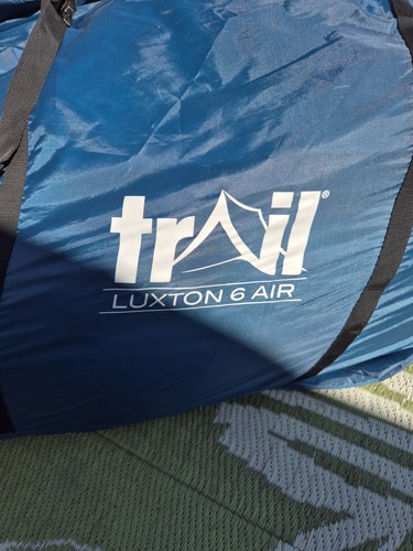 Man air tent - man,